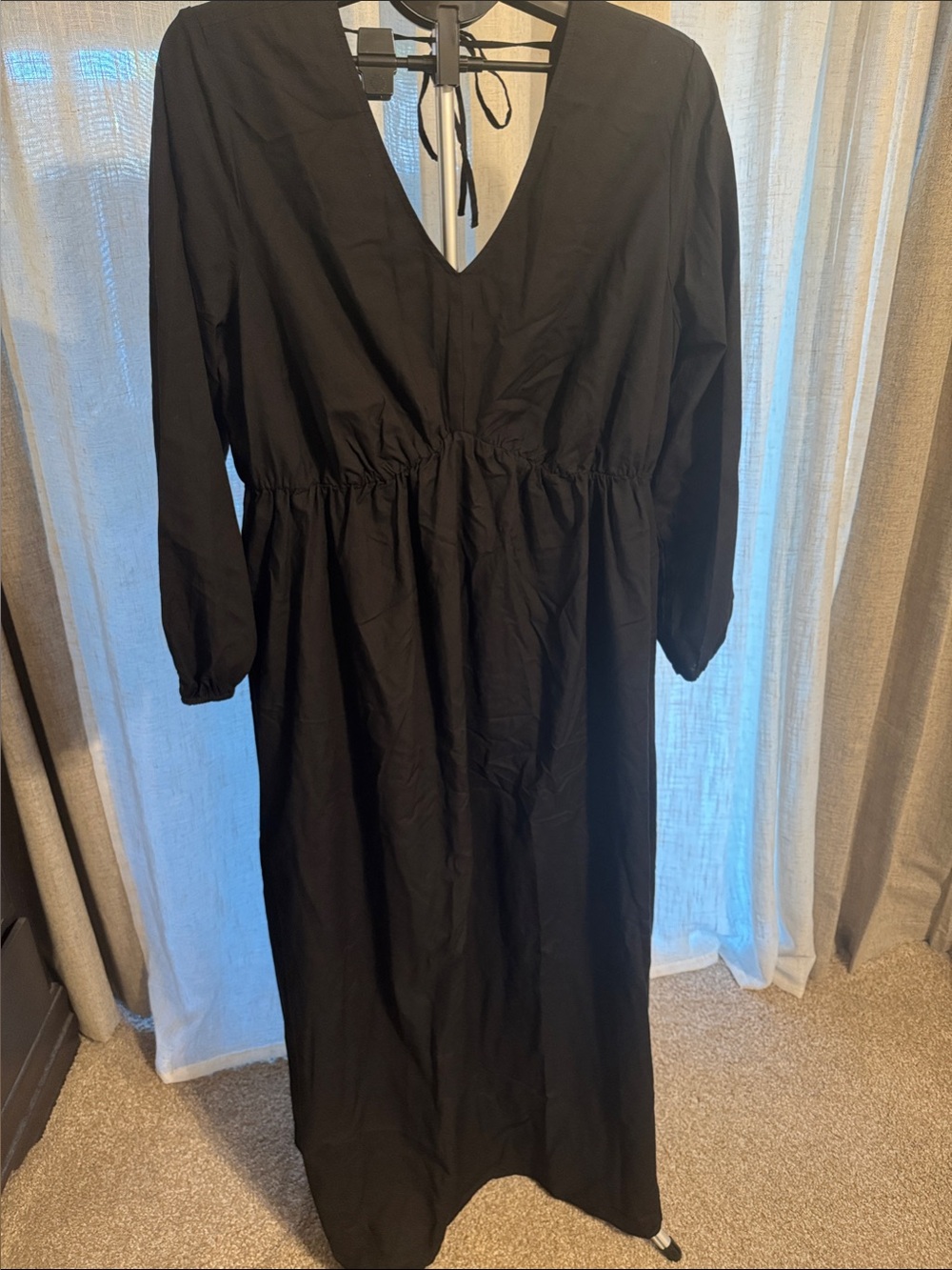 Time and Tru Black V-Neck Long Sleeve Maxi Dress size XXL (20) NWOT